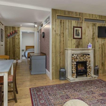 Poppy'S Place Cupar Bagian luar foto