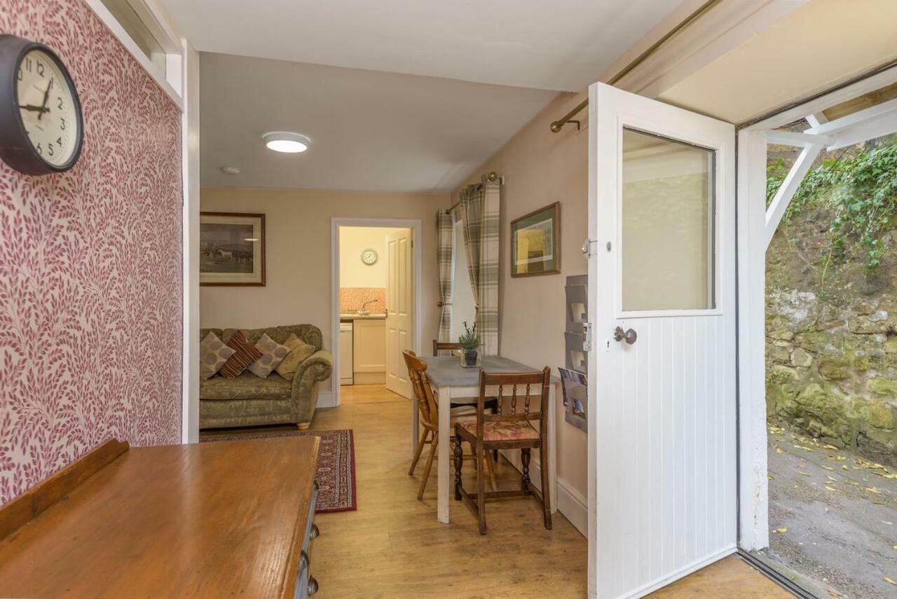 Poppy'S Place Cupar Bagian luar foto