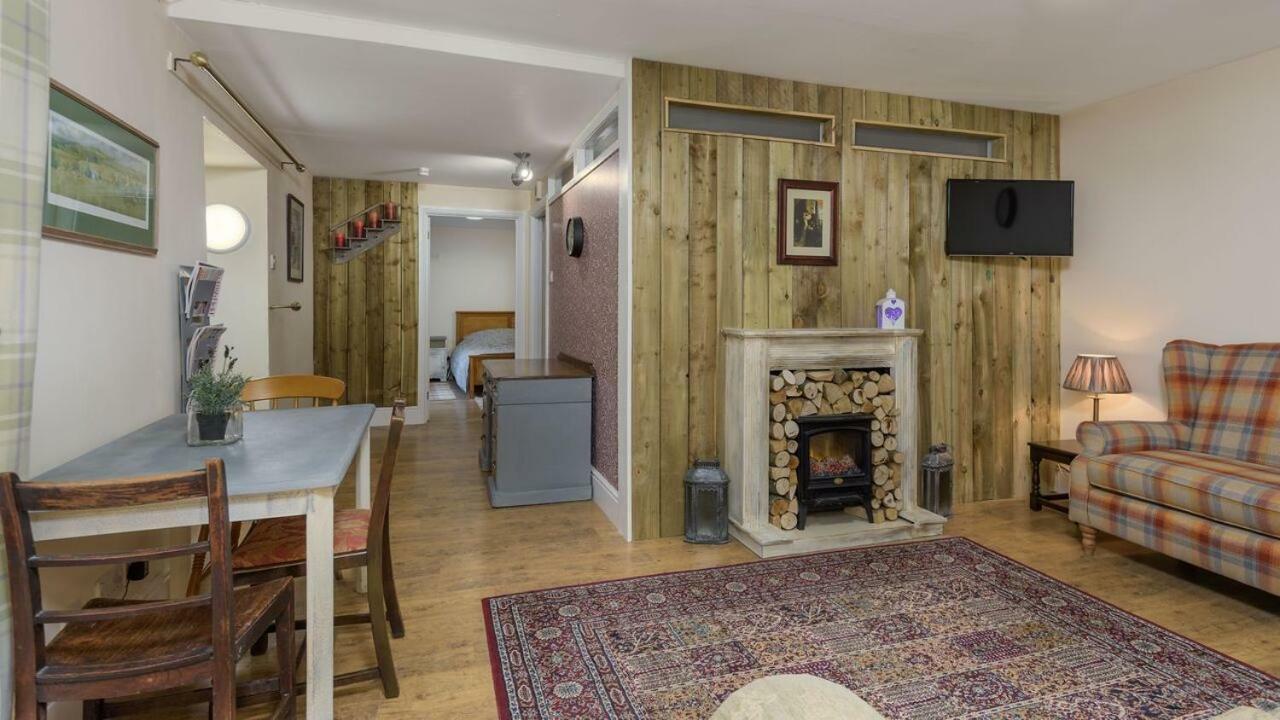 Poppy'S Place Cupar Bagian luar foto