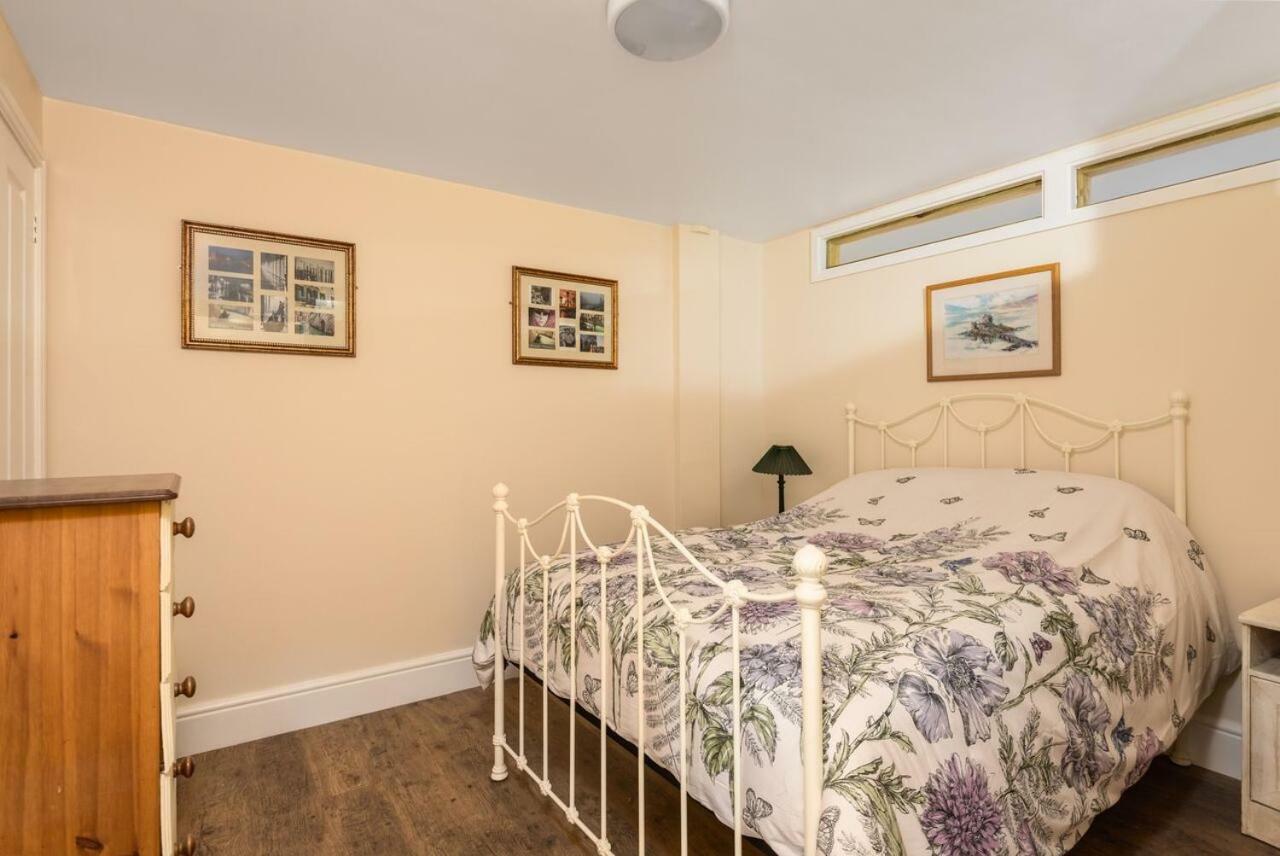 Poppy'S Place Cupar Bagian luar foto