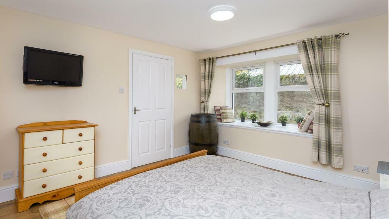 Poppy'S Place Cupar Bagian luar foto